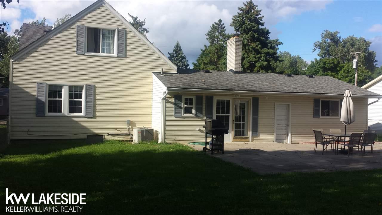 2244 Oakcrest Road Sterling Heights, MI 48310 - Photo 2 of 44 31302005-1.JPG