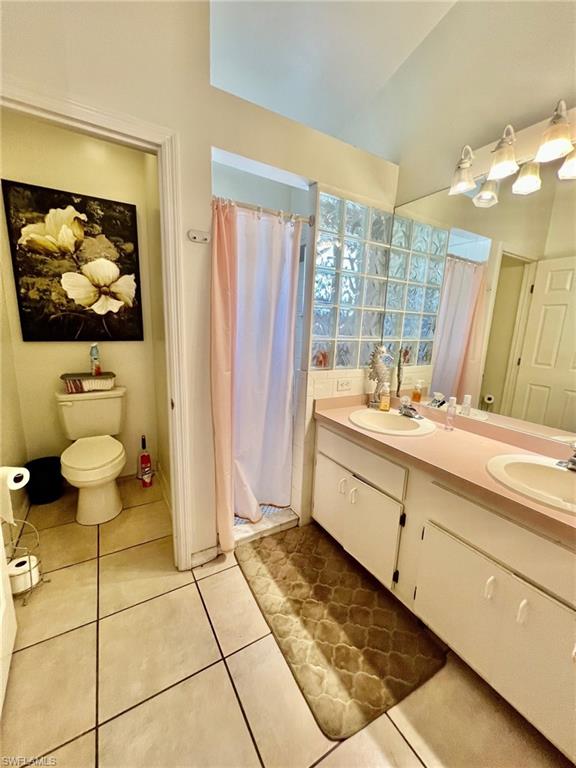 9224 Pomelo Road East Fort Myers, FL 33967 - Photo 8 of 26 Master Bathroom