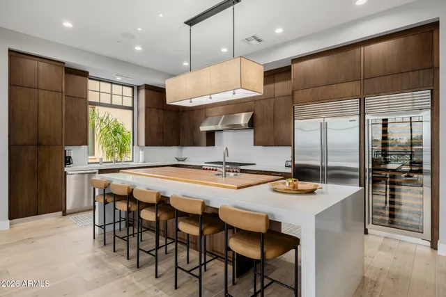 $3,500,000 | 2 Biltmore Estates Drive, Unit 207, Phoenix, AZ 85016