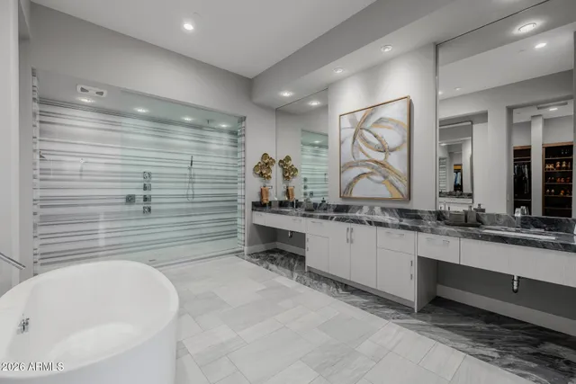 $3,500,000 | 2 Biltmore Estates Drive, Unit 207, Phoenix, AZ 85016