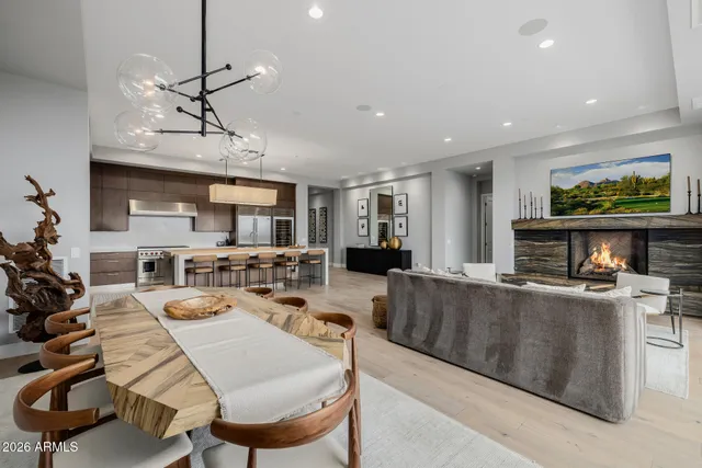 $3,500,000 | 2 Biltmore Estates Drive, Unit 207, Phoenix, AZ 85016