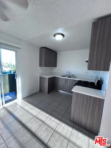 $2,195 | 7756 Laurel Canyon Boulevard, Unit 14, North Hollywood, CA 91605