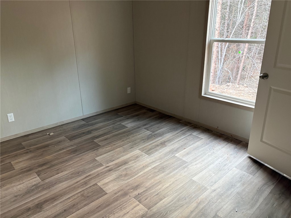 54 Walkers Corner Iva, SC 29655 - Photo 4 of 8