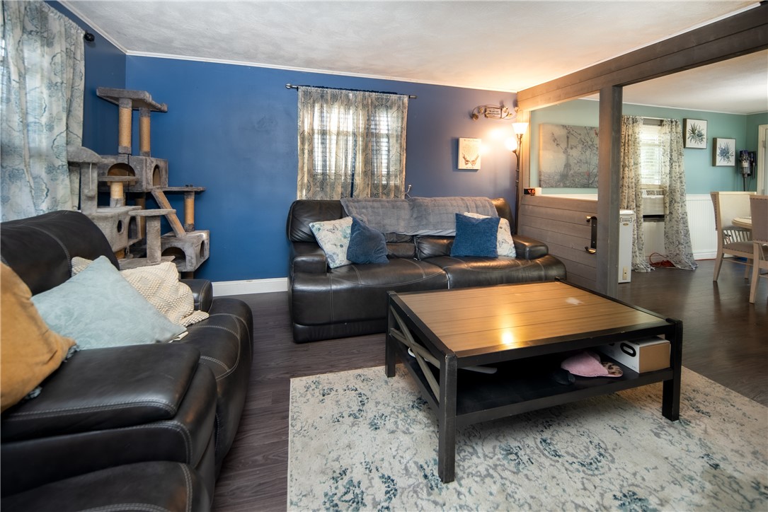 42 8th Avenue Woonsocket, RI 02895 - Photo 9 of 17 Gallery Image 9