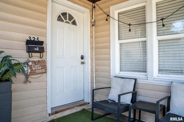 $149,000 | 325 South Webster Street, Harrisburg, IL 62946