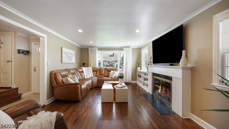 382 Huntington Road Union, NJ 07083 - Photo 13 of 40