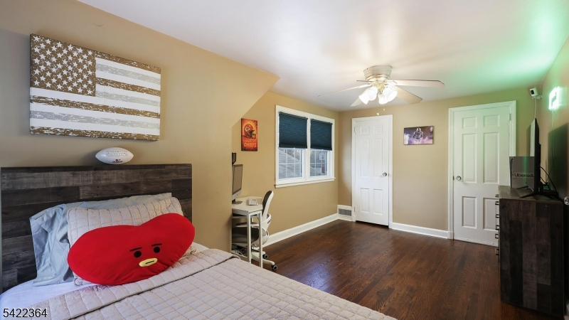 382 Huntington Road Union, NJ 07083 - Photo 23 of 40