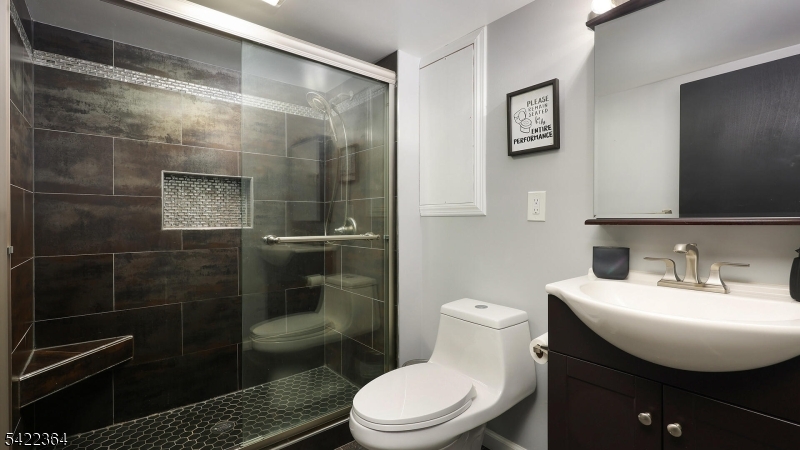 382 Huntington Road Union, NJ 07083 - Photo 29 of 40