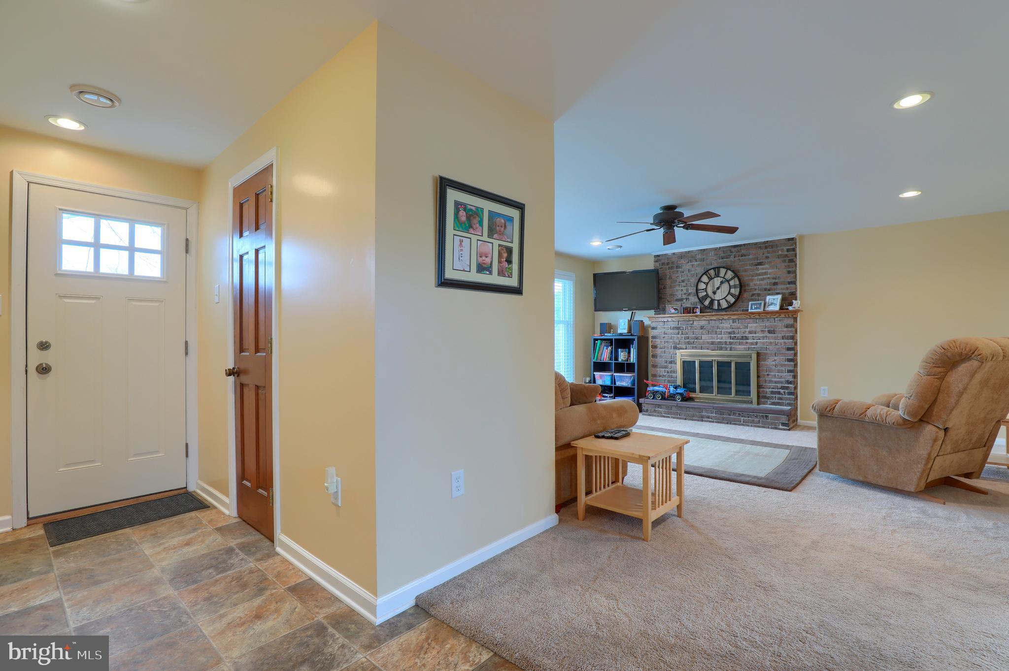 563 Hi View Drive Lititz, PA 17543 - Photo 5 of 33