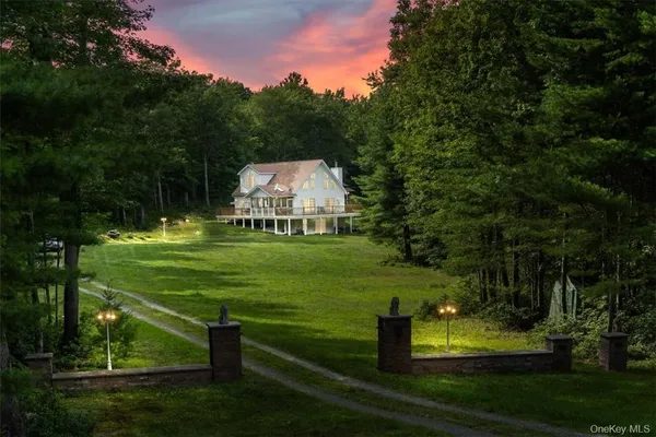 $850,000 | 145 Pine Lake Drive, Wurtsboro, NY 12790