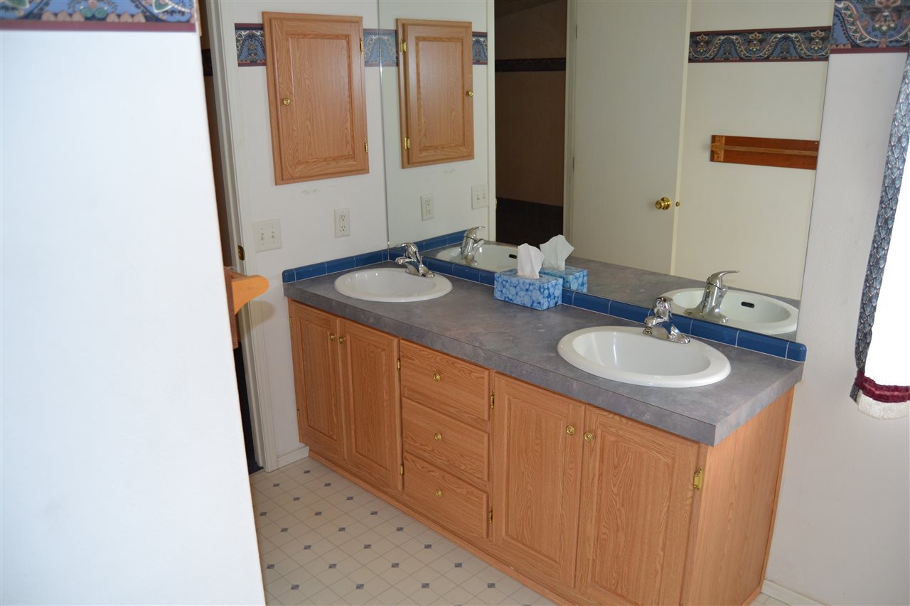 907 South Rambo Road Medical Lake, WA 99022 - Photo 9 of 20