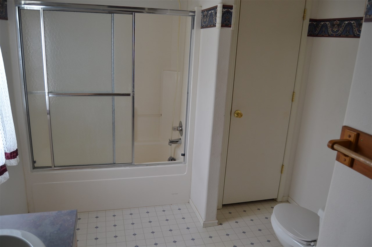 907 South Rambo Road Medical Lake, WA 99022 - Photo 10 of 20