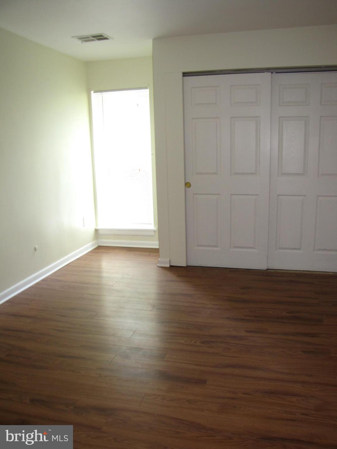 5809 Royal Ridge Drive, Unit 1 Springfield, VA 22152 - Photo 7 of 10