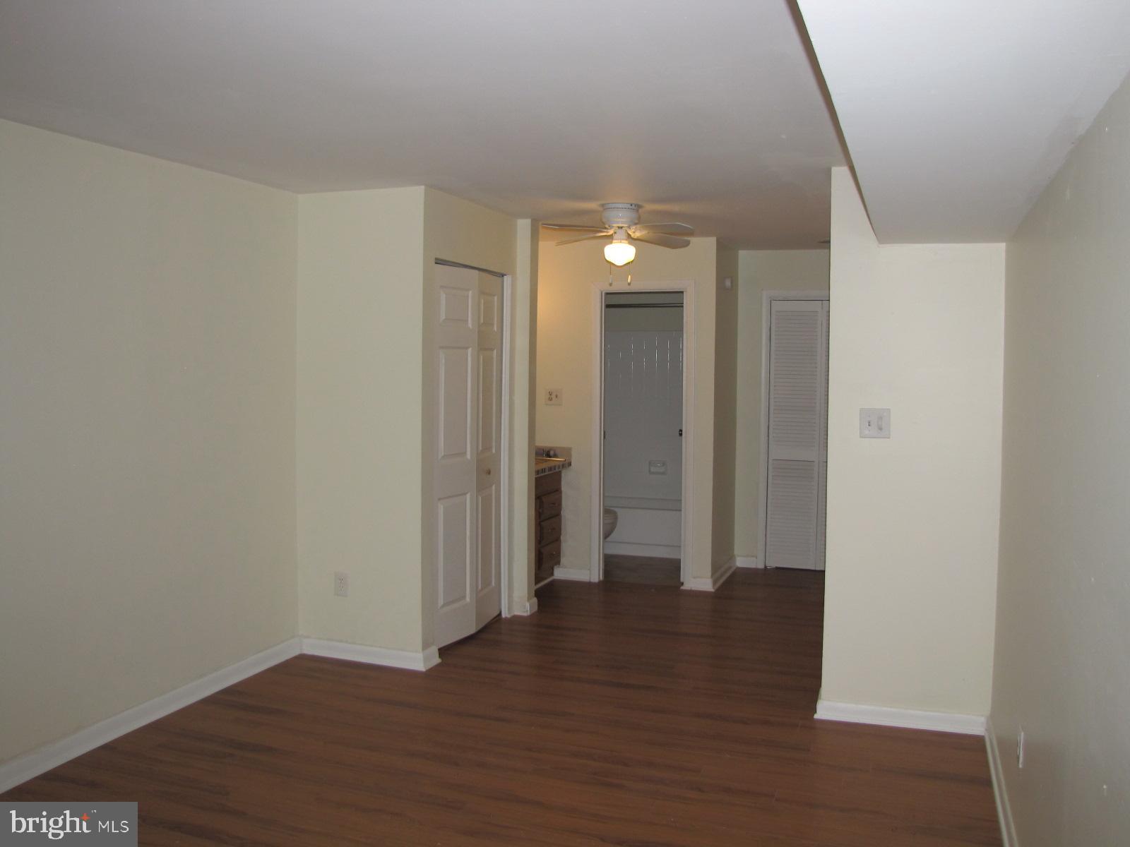 5809 Royal Ridge Drive, Unit 1 Springfield, VA 22152 - Photo 8 of 10