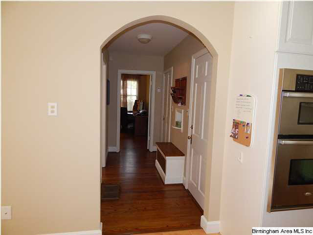 420 Windsor Drive Birmingham, AL 35209 - Photo 15 of 26