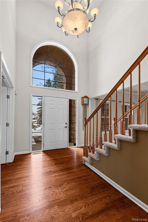 3904 Kaeleaf Road Lake Orion, MI 48360 - Photo 10 of 66