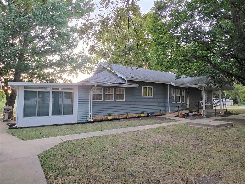 435 South Westgate Road Garnett, KS 66032 - Photo 5 of 37 Gallery Image 5