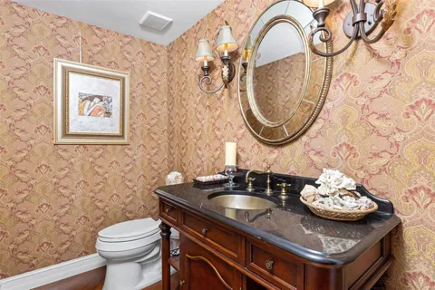 $2,250,000 | 359 Poinciana Drive, Fort Lauderdale, FL 33301