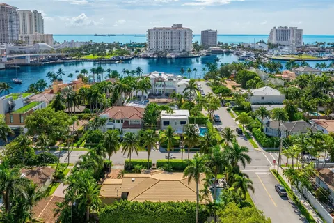 $2,250,000 | 359 Poinciana Drive, Fort Lauderdale, FL 33301