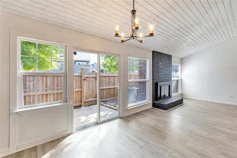 $269,900 | 1701 Coronado Hills Drive, Unit B, Austin, TX 78752