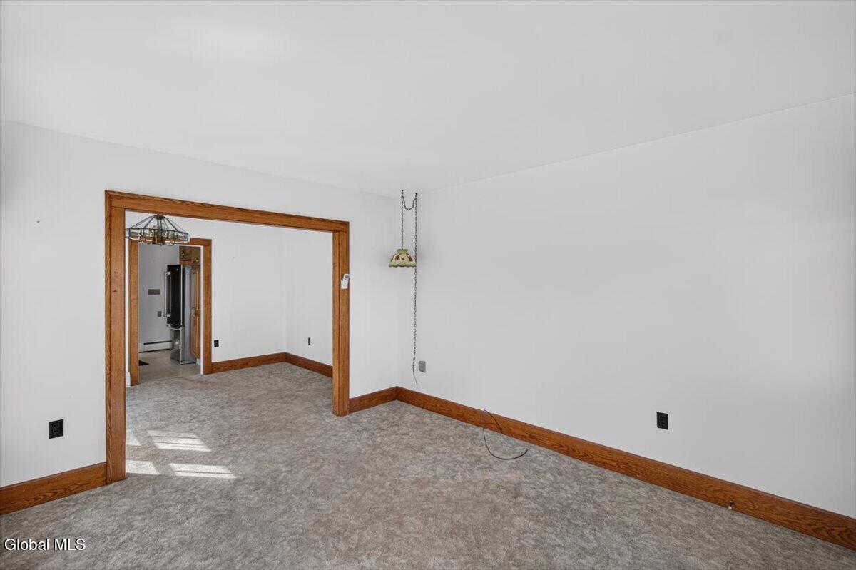 3072 Spawn Road Schenectady, NY 12303 - Photo 14 of 42 38-DSC09987