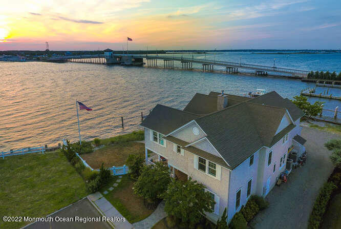 306 Old Bridge Street, Unit SUMMER RENTAL Mantoloking, NJ 08738 - Photo 5 of 29 Water view