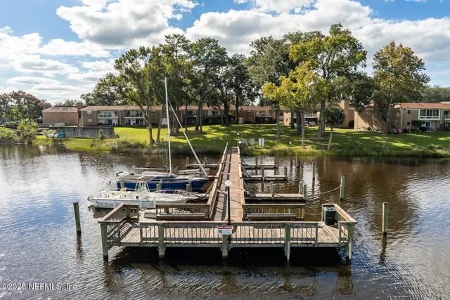 a view of a lake with houses