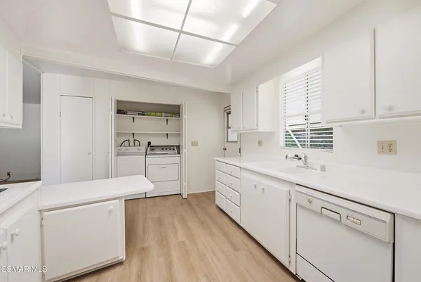 $322,000 | 141 La Fortuna, Newbury Park, CA 91320