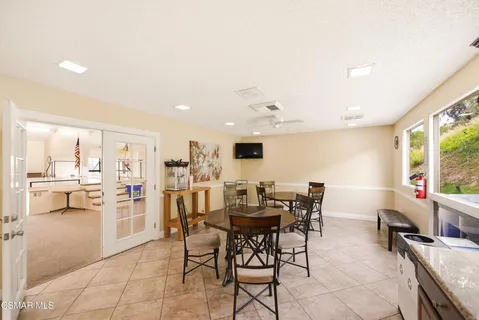 $322,000 | 141 La Fortuna, Newbury Park, CA 91320