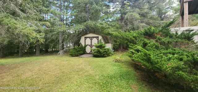front view of house with a yard