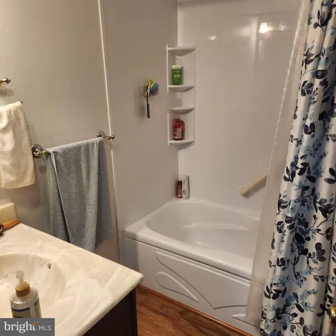 $279,900 | 4 Robert Lane, Carlisle, PA 17013