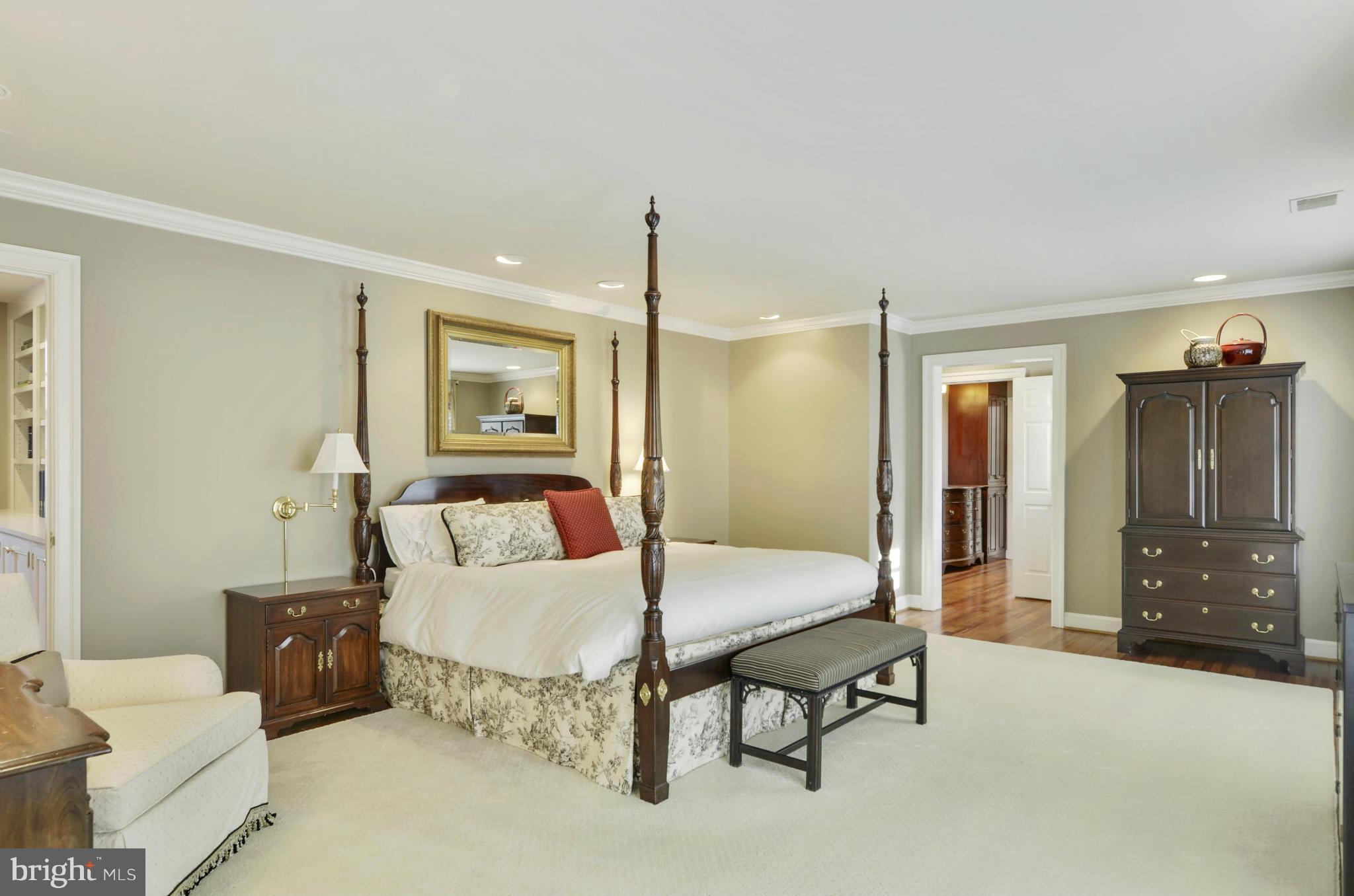 11400 Skipwith Lane Potomac, MD 20854 - Photo 13 of 25 Master Suite