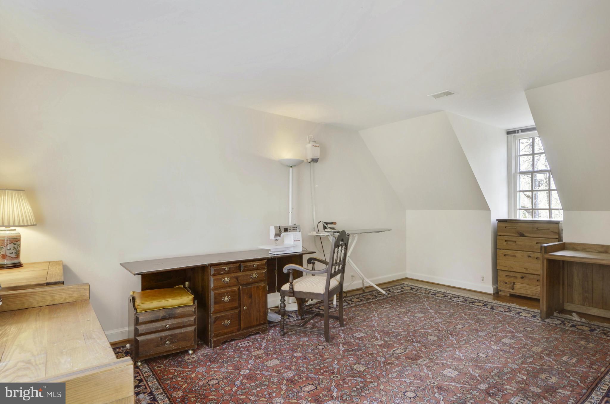 11400 Skipwith Lane Potomac, MD 20854 - Photo 18 of 25 Bedroom 3