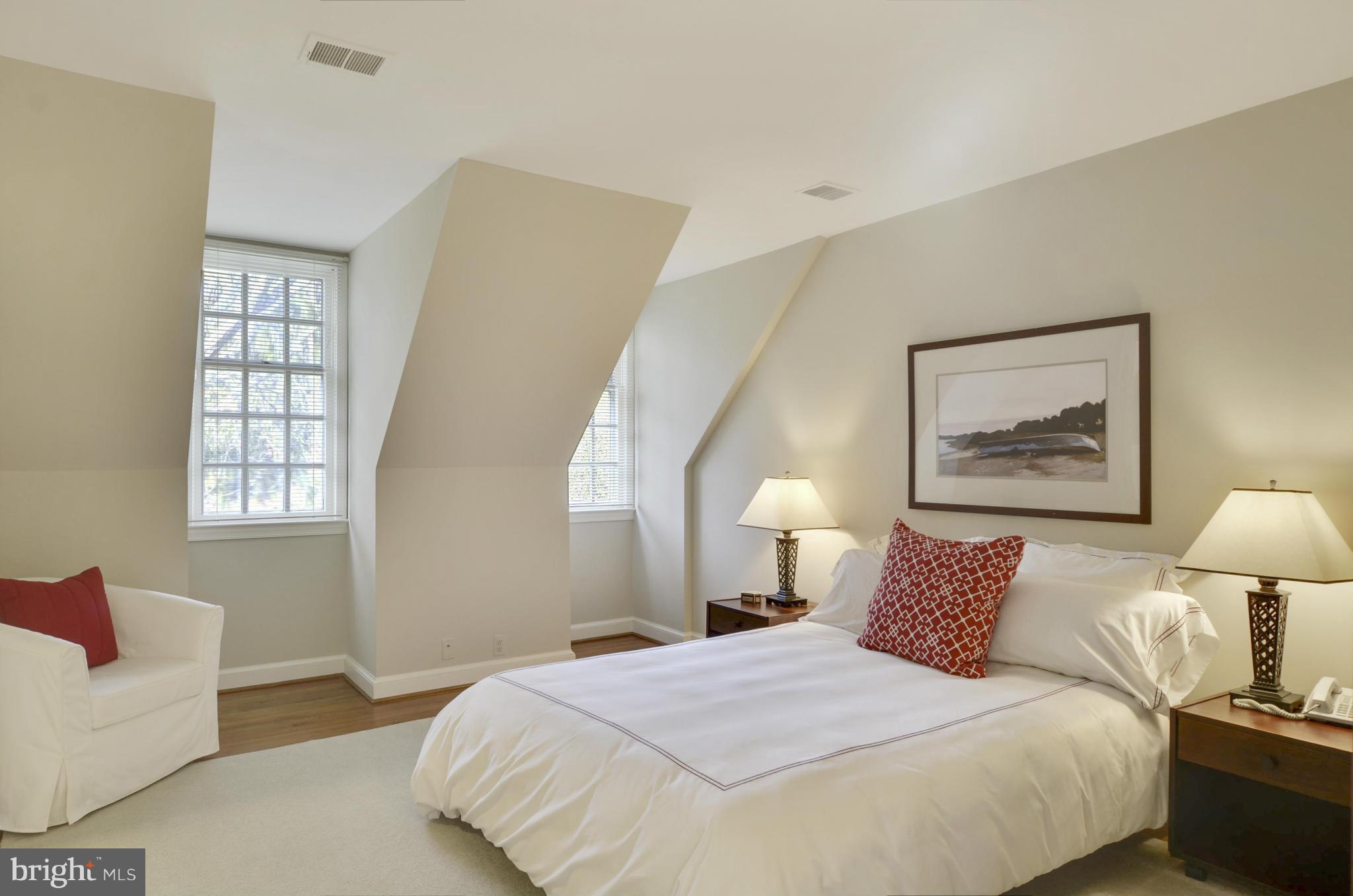 11400 Skipwith Lane Potomac, MD 20854 - Photo 19 of 25 Bedroom 3