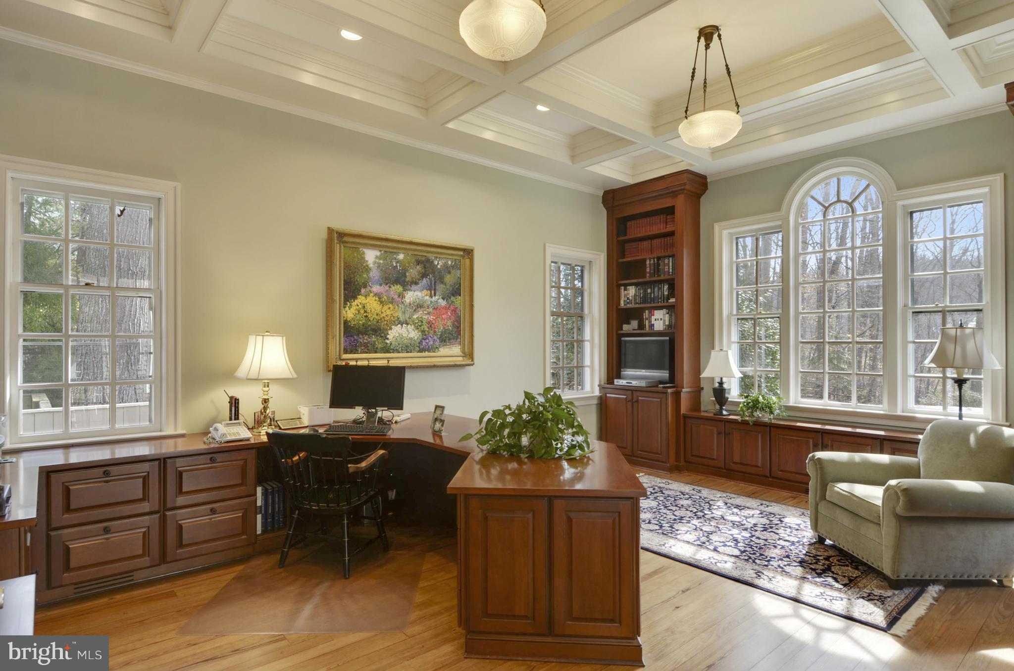 11400 Skipwith Lane Potomac, MD 20854 - Photo 7 of 25 Library
