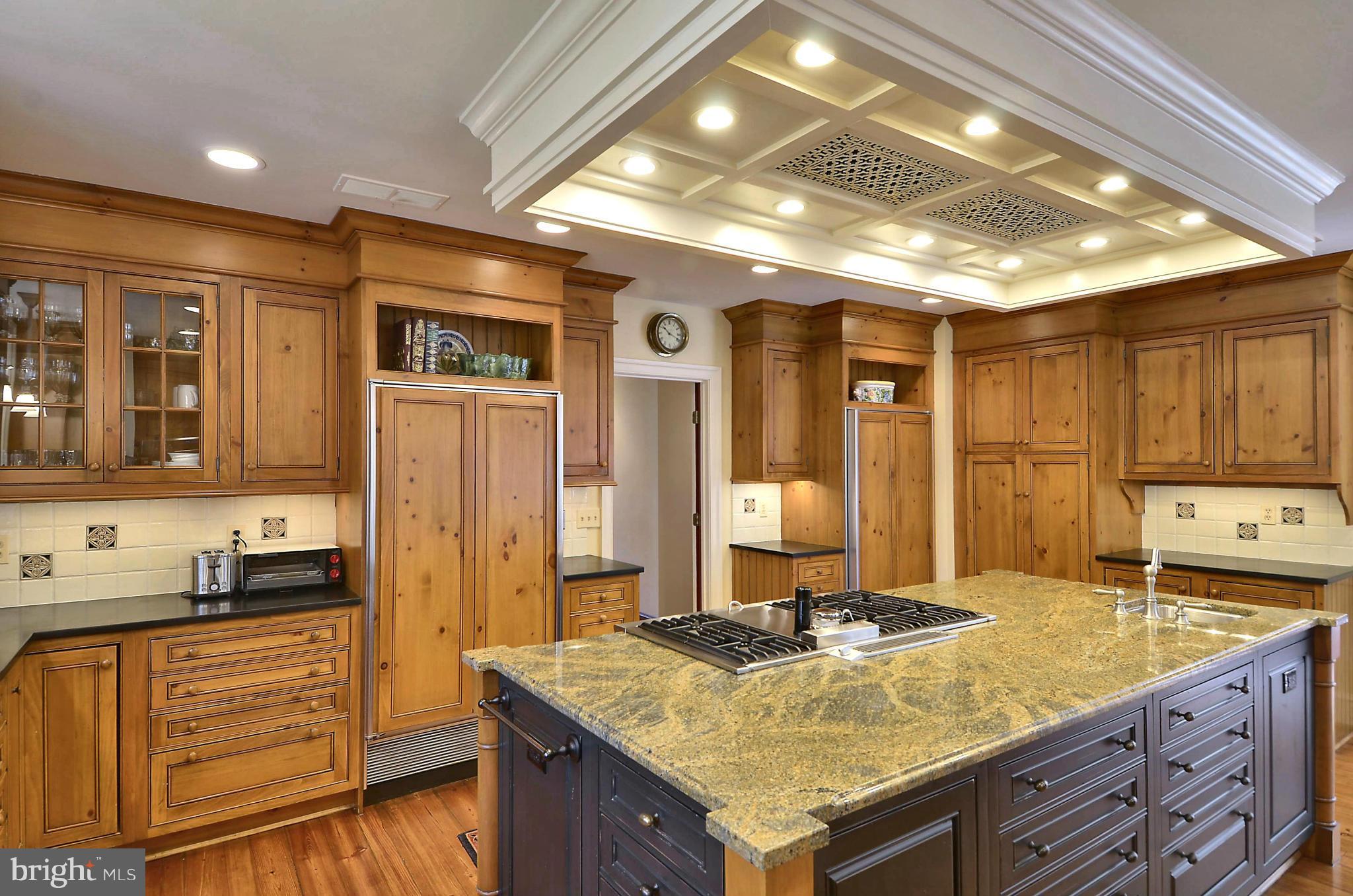 11400 Skipwith Lane Potomac, MD 20854 - Photo 10 of 25 Kitchen