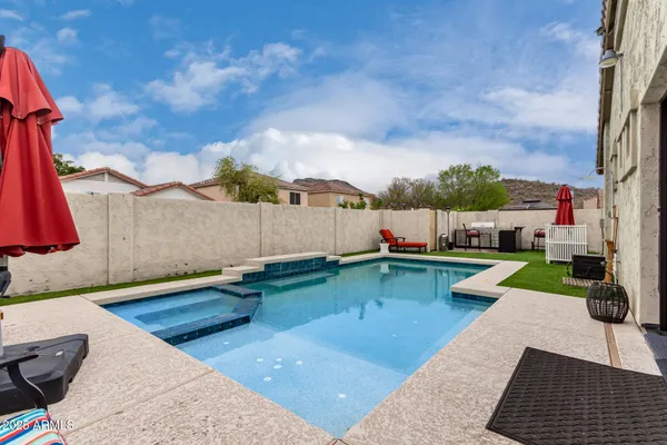 $589,990 | 6608 West Saguaro Park Lane, Glendale, AZ 85310