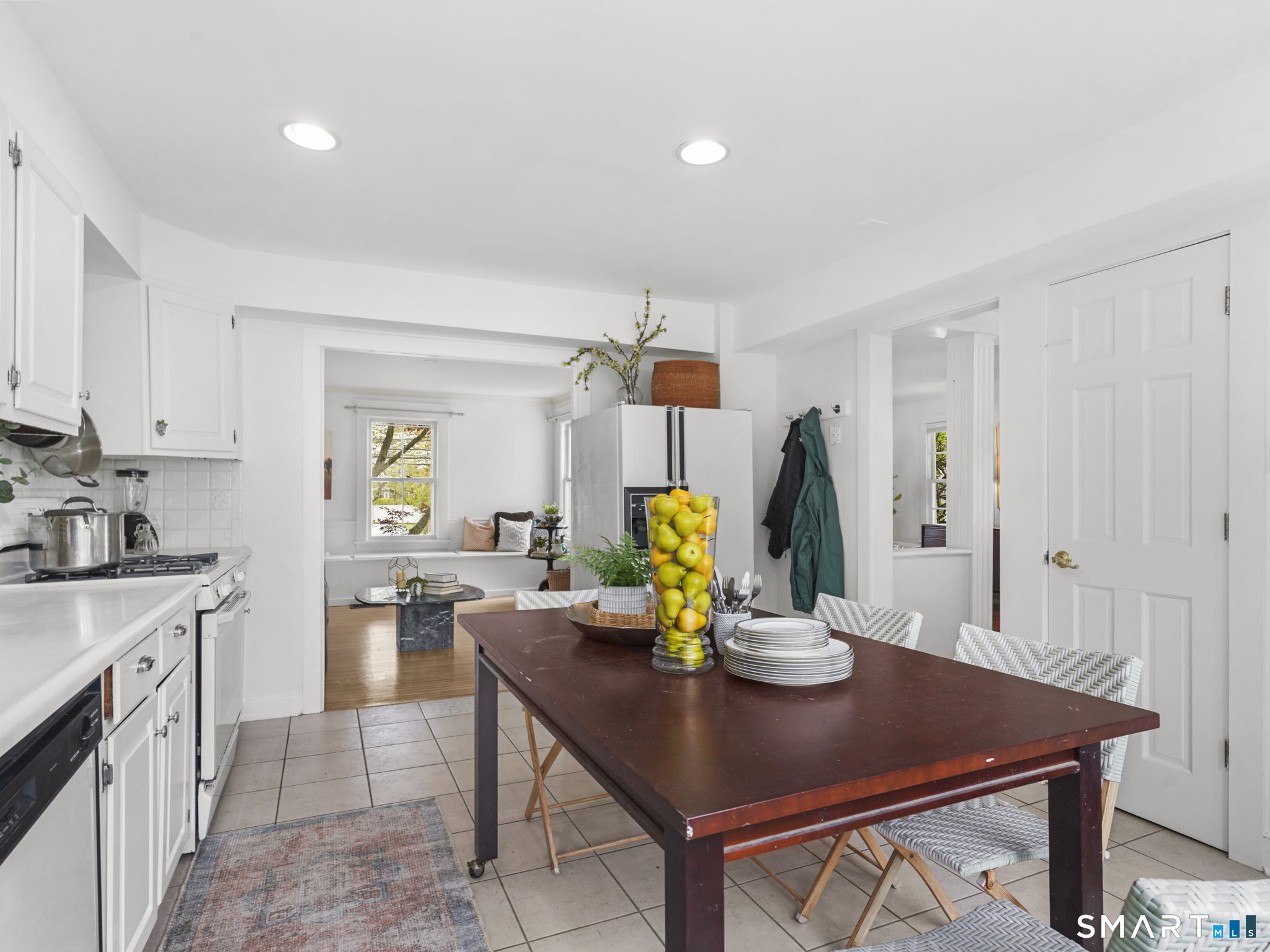 90 Spring Hill Avenue Norwalk, CT 06850 - Photo 17 of 38