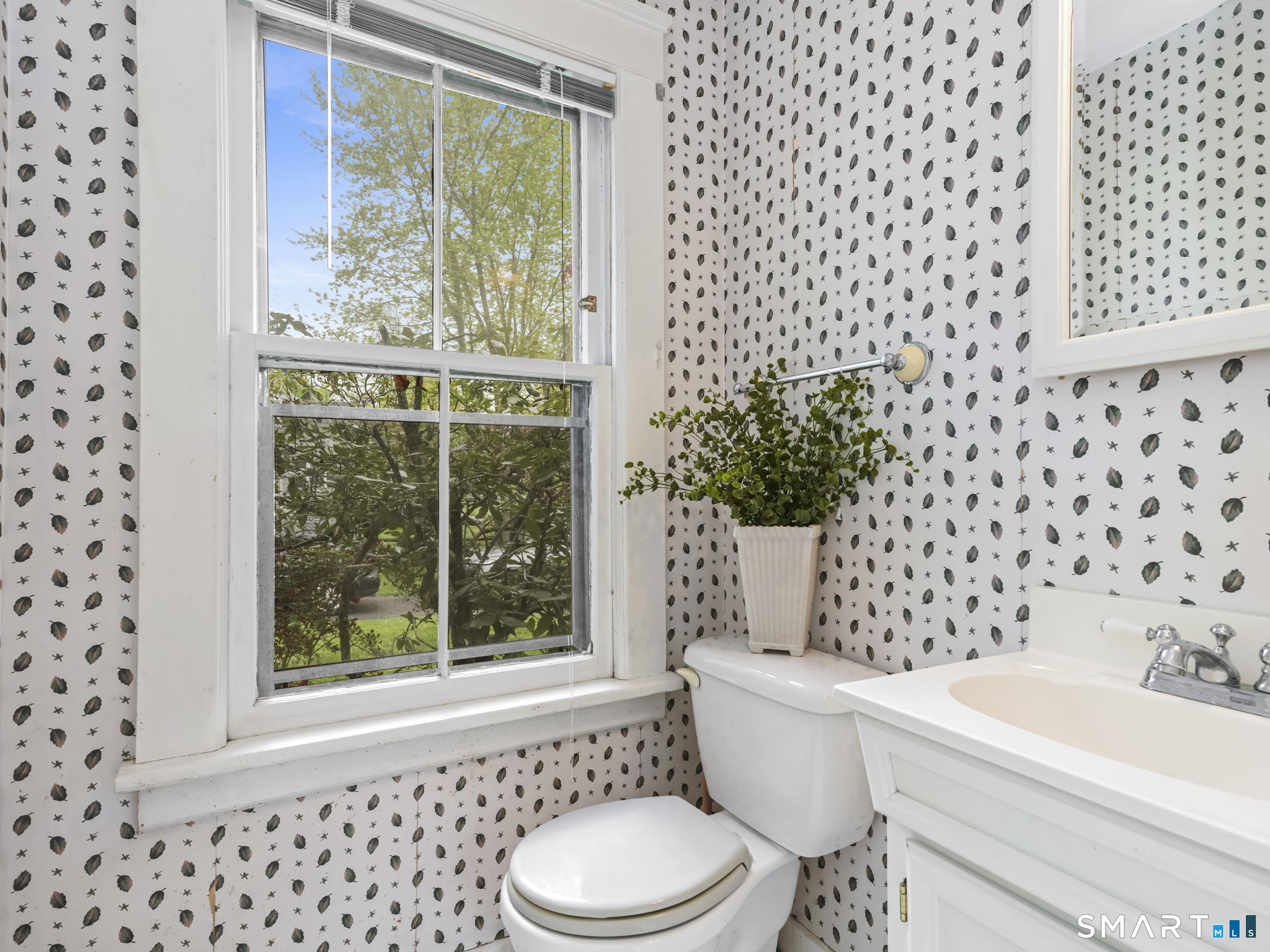 90 Spring Hill Avenue Norwalk, CT 06850 - Photo 20 of 38