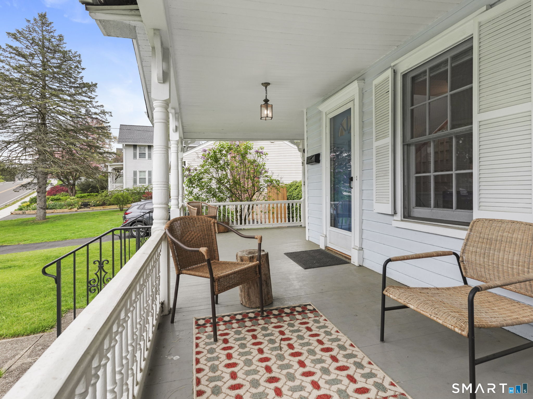 90 Spring Hill Avenue Norwalk, CT 06850 - Photo 5 of 38