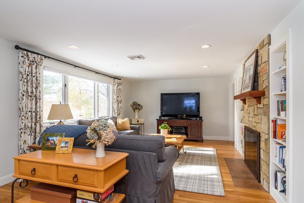 2 Darby Court Natick, MA 01760 - Photo 12 of 39