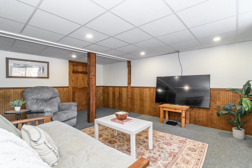 2 Darby Court Natick, MA 01760 - Photo 21 of 39