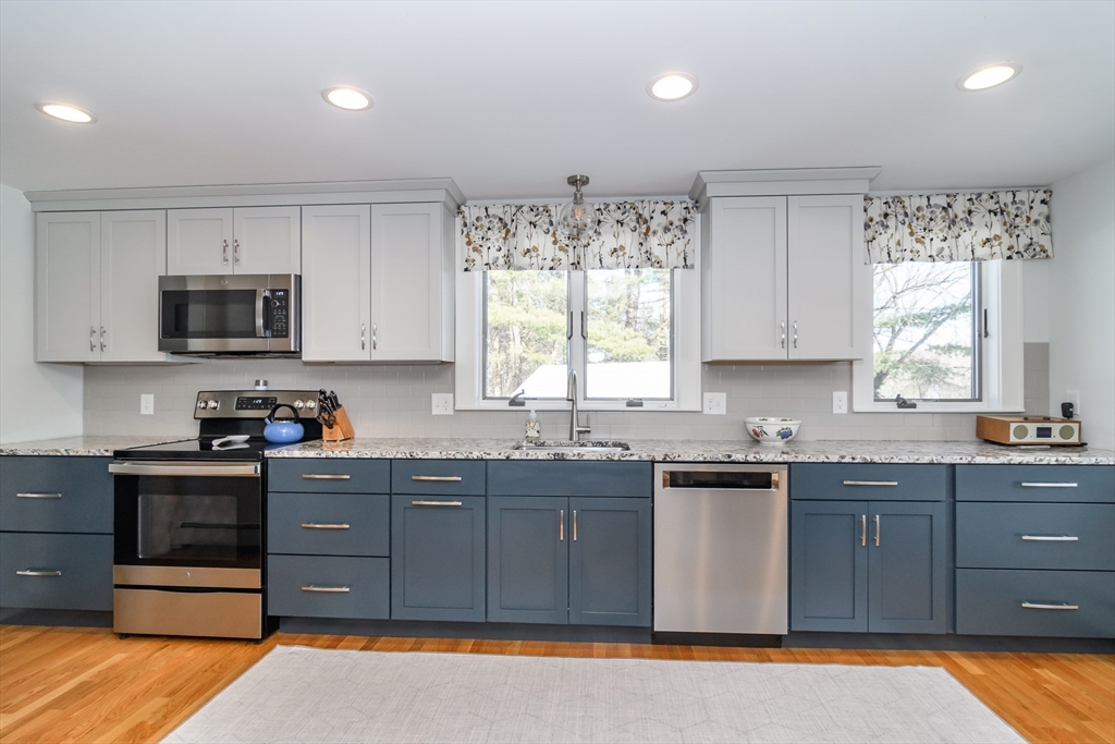 2 Darby Court Natick, MA 01760 - Photo 7 of 39