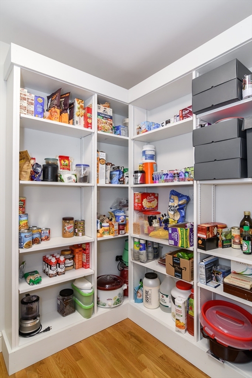 2 Darby Court Natick, MA 01760 - Photo 9 of 39