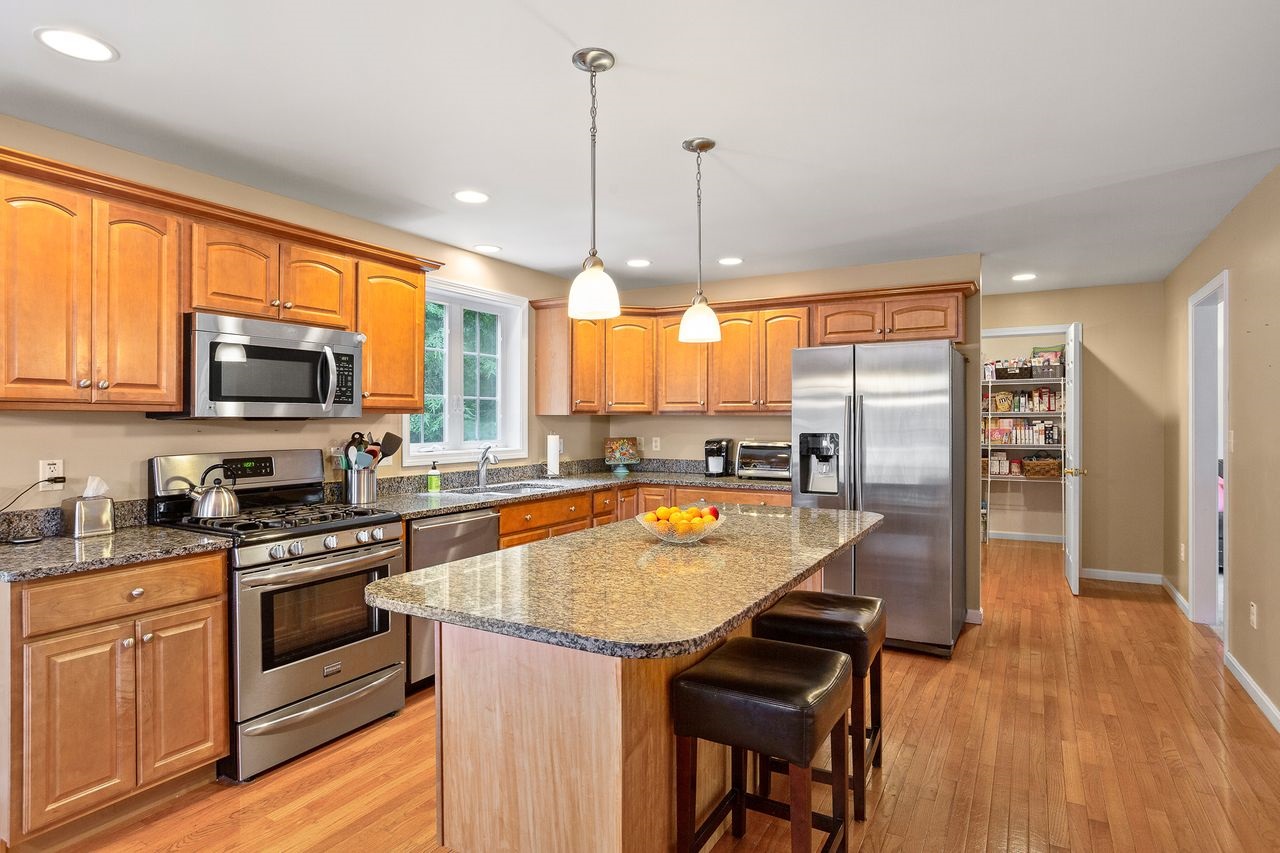 25 Mitchell Pond Road Windham, NH 03087 - Photo 3 of 25