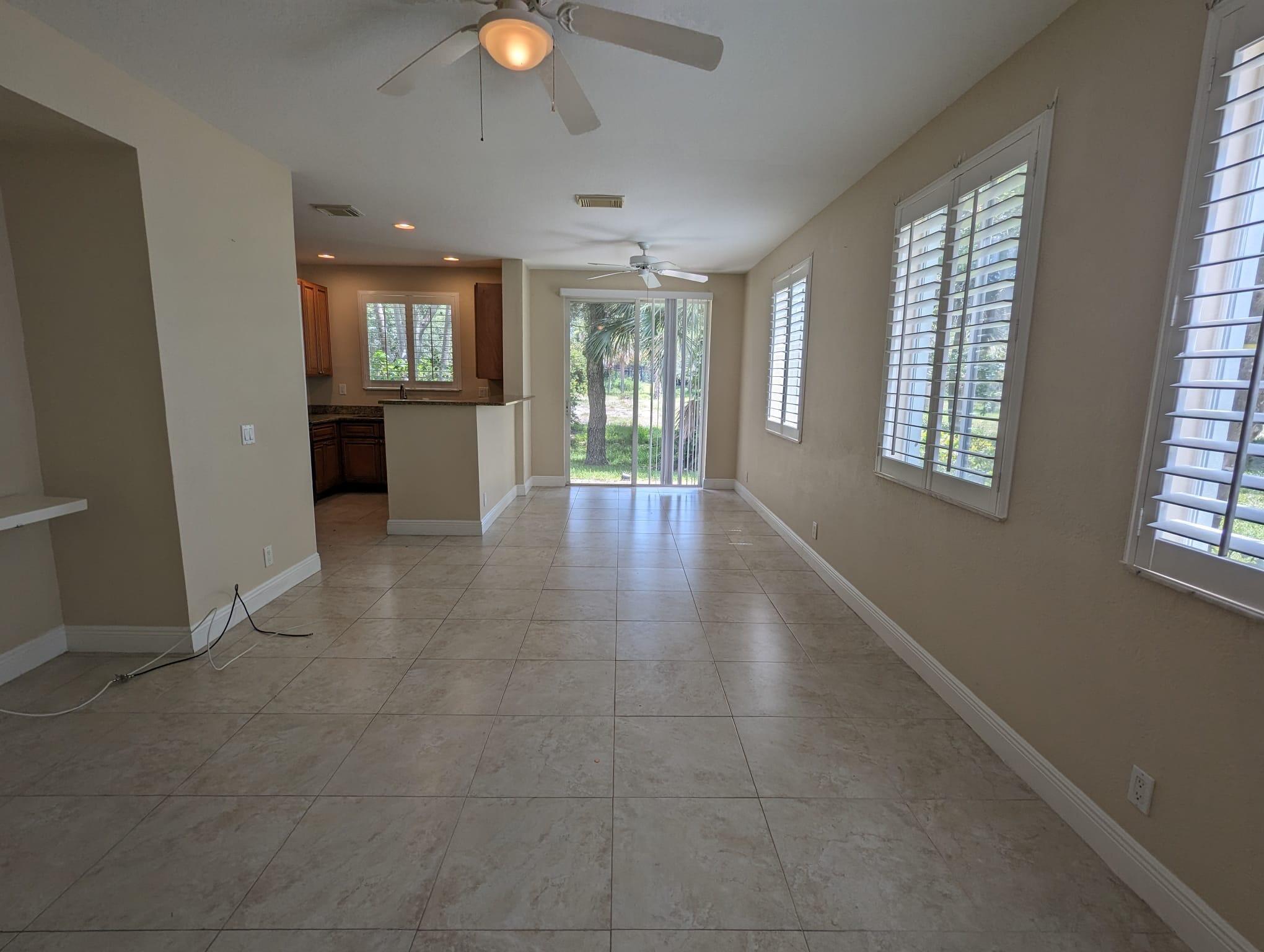3189 Laurel Ridge Circle Riviera Beach, FL 33404 - Photo 2 of 20 20248a6a-ddf8-4f3f-8397-3880f290892e