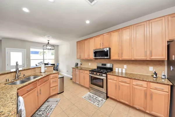 $440,000 | 18715 Keystone Oak Street, Houston, TX 77084