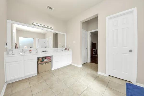 $440,000 | 18715 Keystone Oak Street, Houston, TX 77084