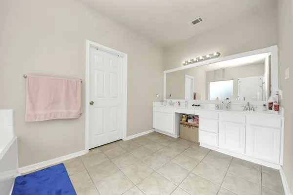 $440,000 | 18715 Keystone Oak Street, Houston, TX 77084
