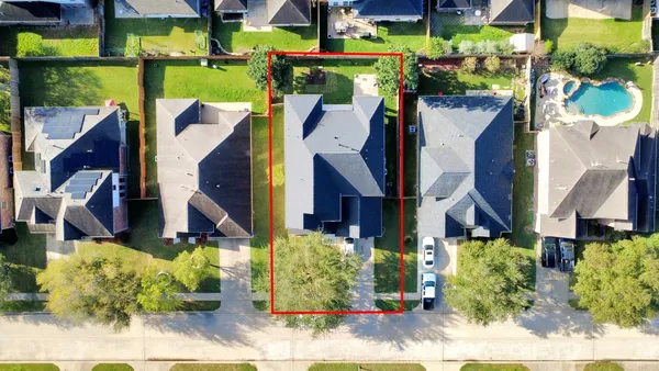 $440,000 | 18715 Keystone Oak Street, Houston, TX 77084